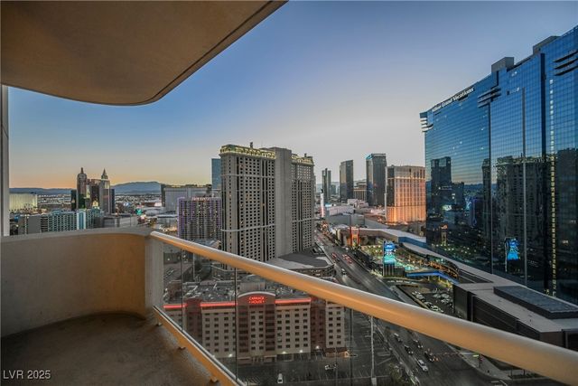 135 East HARMON Avenue 2705, Las Vegas, NV 89109
