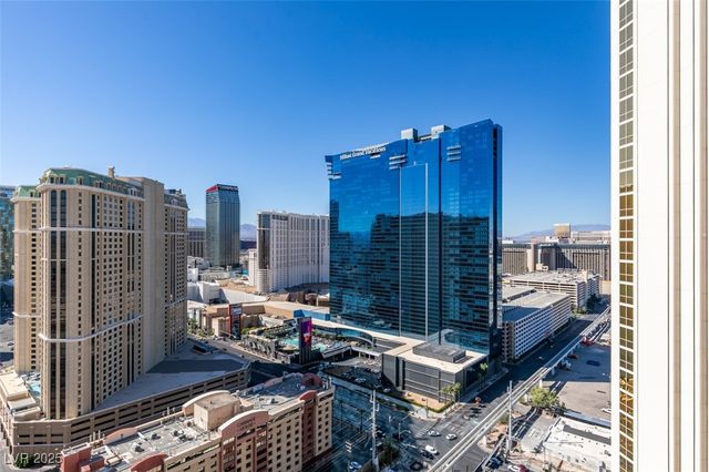 135 East HARMON Avenue 2705, Las Vegas, NV 89109