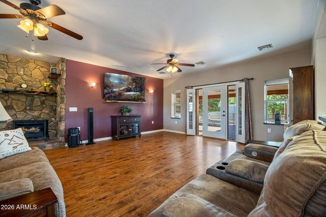 31 E COUNTY ROAD N2163 Drive, Nutrioso, AZ 85932