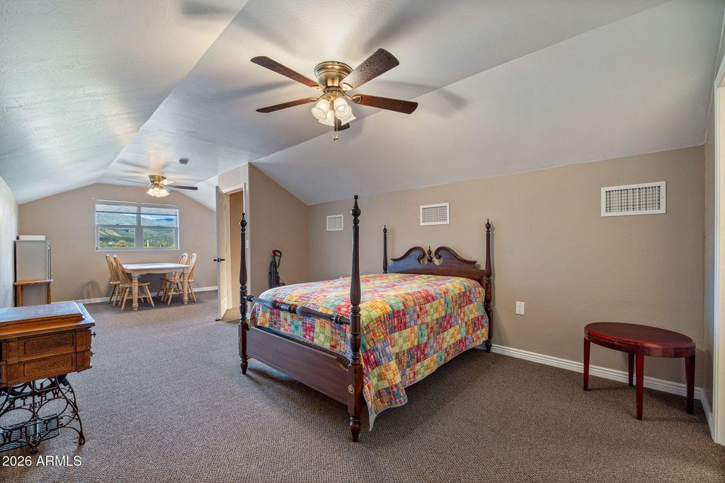 Image 26 of property listing at 31 E COUNTY ROAD N2163 Drive, Nutrioso, AZ 85932