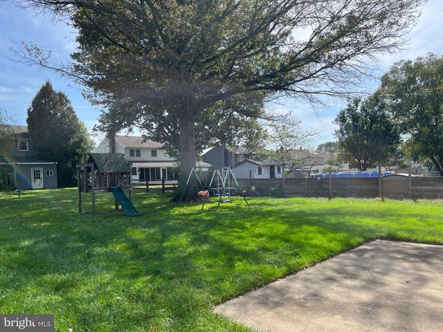 755 MOONFLOWER AVE, Reading, PA 19606