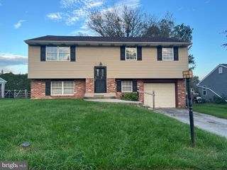 755 MOONFLOWER AVE, Reading, PA 19606
