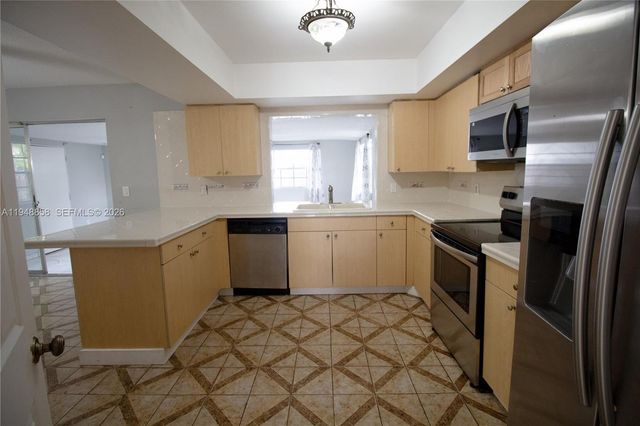 420 SW 62nd Ave, Margate, FL 33068