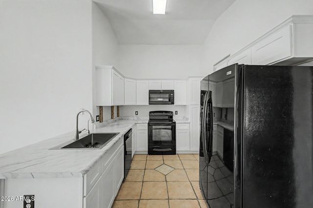 15955 W SMOKEY Drive, Surprise, AZ 85374