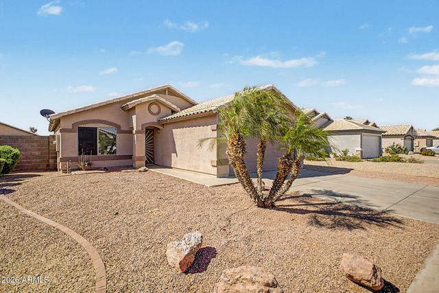 15955 W SMOKEY Drive, Surprise, AZ 85374