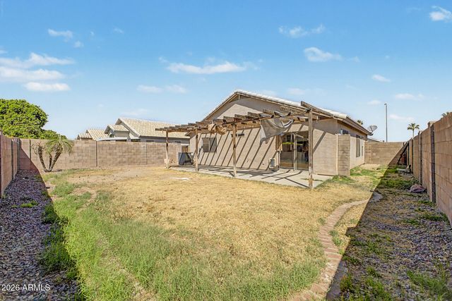 15955 W SMOKEY Drive, Surprise, AZ 85374