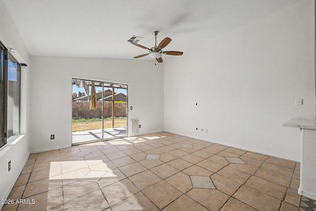 15955 W SMOKEY Drive, Surprise, AZ 85374