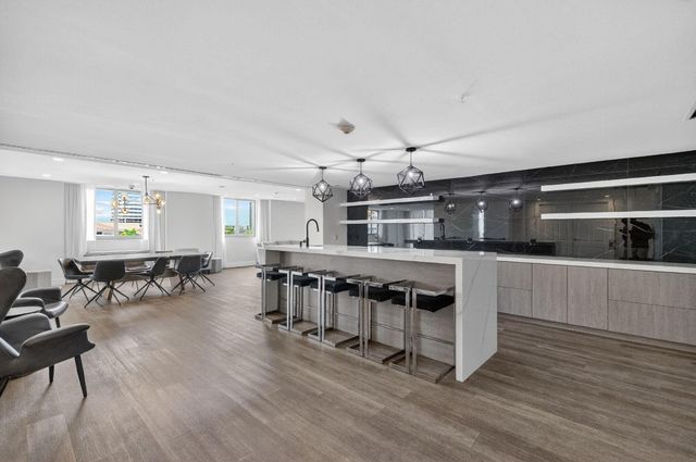 110 N Federal Highway 602, Fort Lauderdale, FL 33301