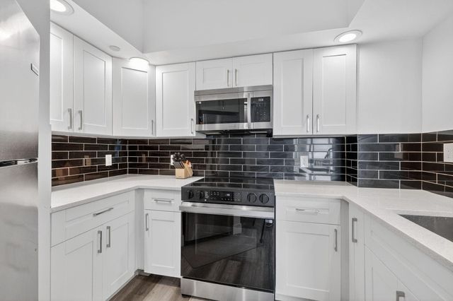 110 N Federal Highway 602, Fort Lauderdale, FL 33301