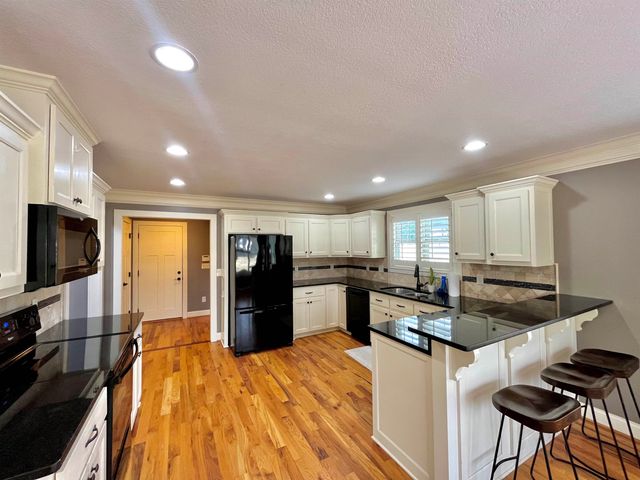 170 Old Pros Dr, Gaffney, SC 29341