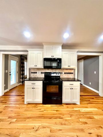 170 Old Pros Dr, Gaffney, SC 29341