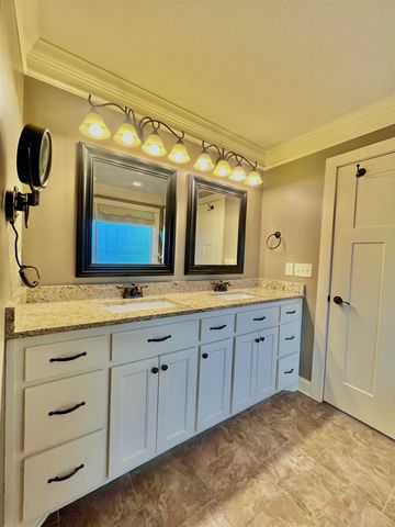 170 Old Pros Dr, Gaffney, SC 29341