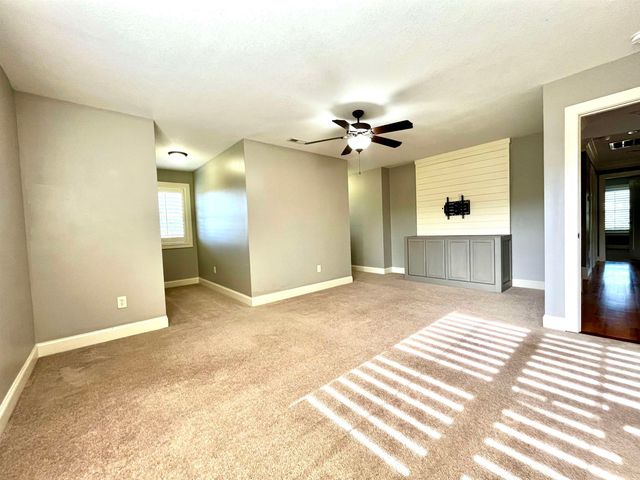 170 Old Pros Dr, Gaffney, SC 29341