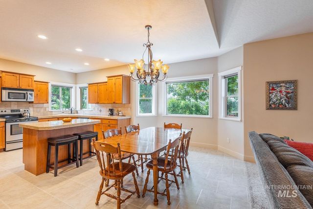 345 N Magnolia Pl., Middleton, ID 83644