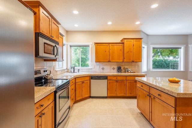 345 N Magnolia Pl., Middleton, ID 83644
