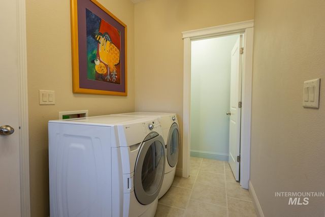 345 N Magnolia Pl., Middleton, ID 83644
