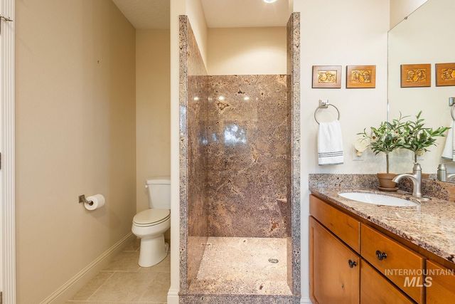 345 N Magnolia Pl., Middleton, ID 83644