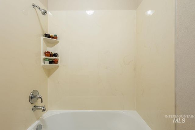 345 N Magnolia Pl., Middleton, ID 83644