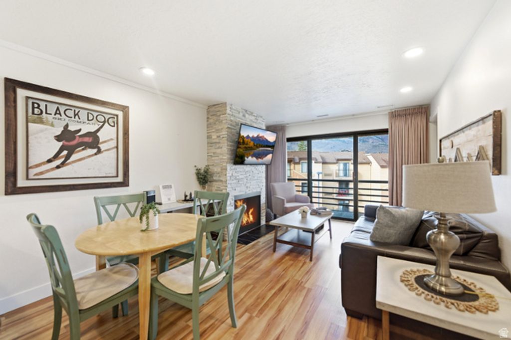 Image 4 of property listing at 2000 PROSPECTOR AVE #402, Park City, UT 84060