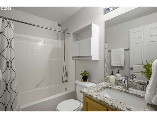 1294 Ne 86TH Way, Hillsboro, OR 97006