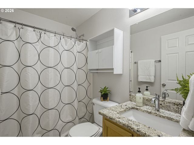 1294 Ne 86TH Way, Hillsboro, OR 97006