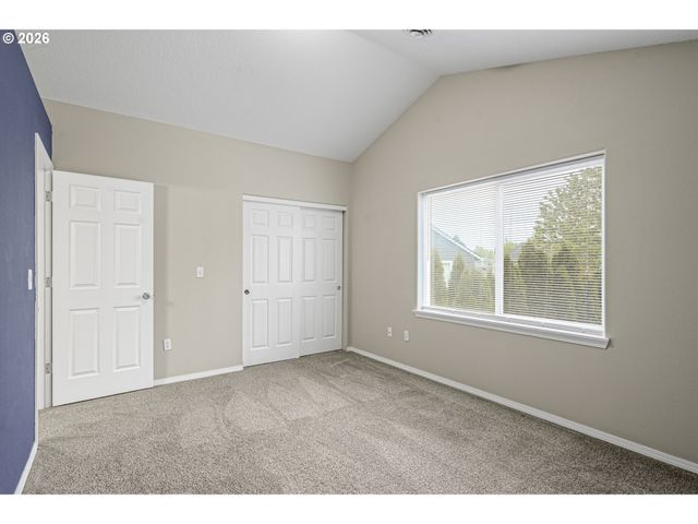 1294 Ne 86TH Way, Hillsboro, OR 97006