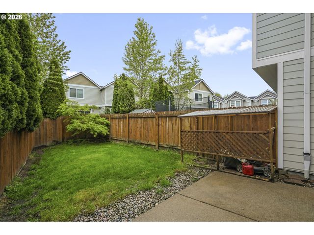 1294 Ne 86TH Way, Hillsboro, OR 97006