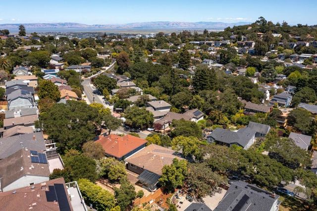 2014 Notre Dame Avenue, Belmont, CA 94002