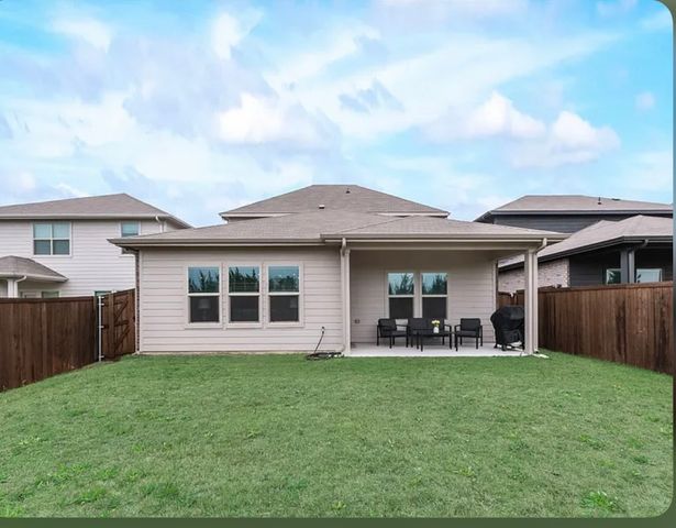 1339 Great Sand Dune Street, Royse City, TX 75189