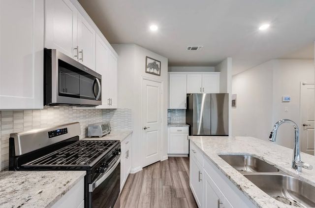 1339 Great Sand Dune Street, Royse City, TX 75189