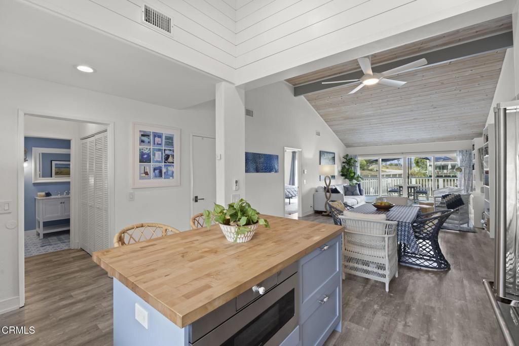 Image 12 of property listing at 4621 Falkirk Bay, Oxnard, CA 93035