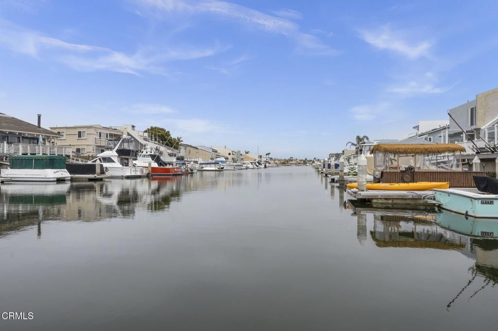 Image 21 of property listing at 4621 Falkirk Bay, Oxnard, CA 93035