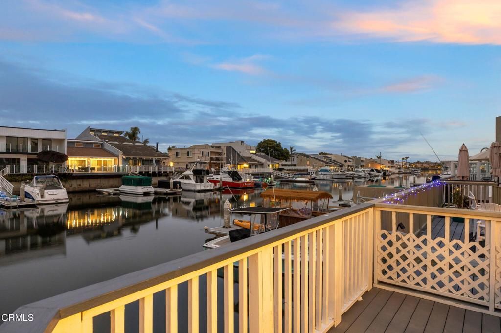 Image 4 of property listing at 4621 Falkirk Bay, Oxnard, CA 93035