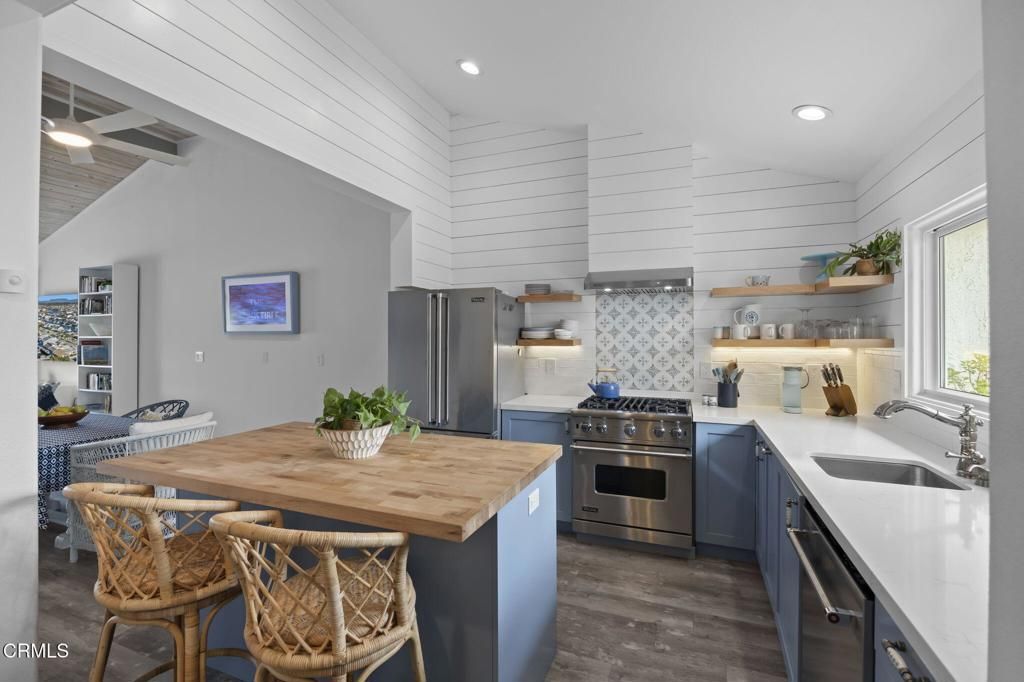 Image 7 of property listing at 4621 Falkirk Bay, Oxnard, CA 93035
