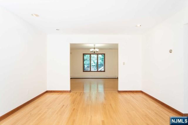 20 Michele Court, Cresskill, NJ 07626