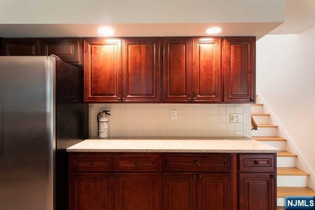 20 Michele Court, Cresskill, NJ 07626