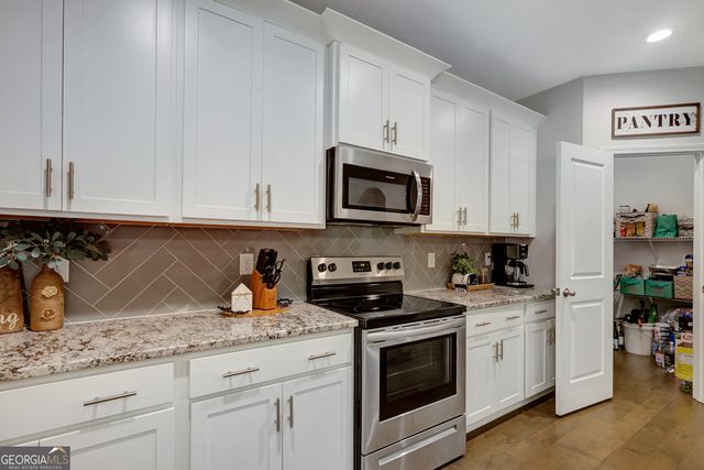 103 Pacific Avenue, Sharpsburg, GA 30277
