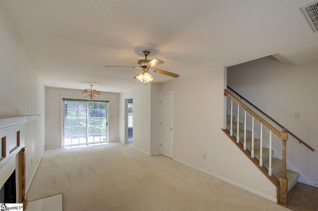 117 W Fall River Way, Simpsonville, SC 29680