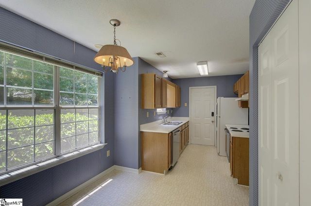 117 W Fall River Way, Simpsonville, SC 29680
