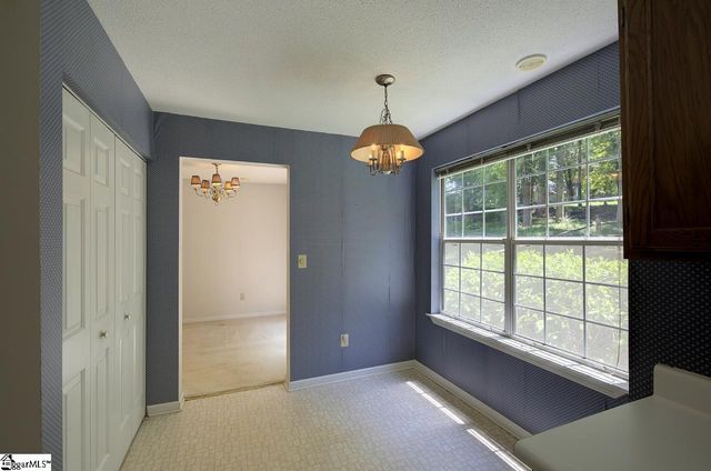 117 W Fall River Way, Simpsonville, SC 29680