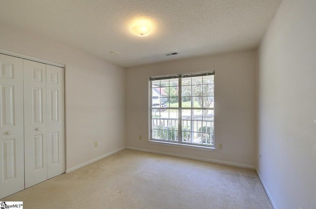 117 W Fall River Way, Simpsonville, SC 29680
