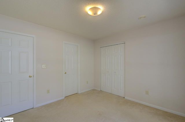 117 W Fall River Way, Simpsonville, SC 29680