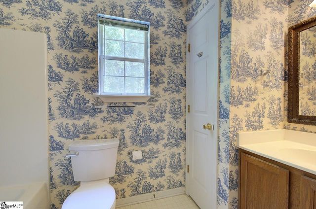 117 W Fall River Way, Simpsonville, SC 29680