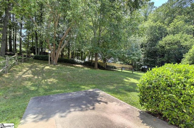 117 W Fall River Way, Simpsonville, SC 29680