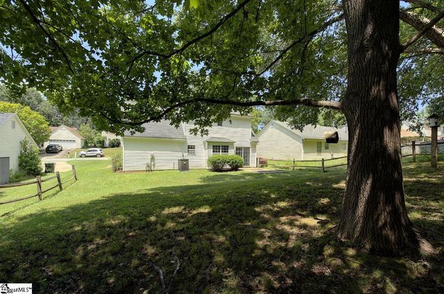 117 W Fall River Way, Simpsonville, SC 29680
