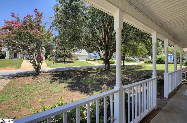 117 W Fall River Way, Simpsonville, SC 29680