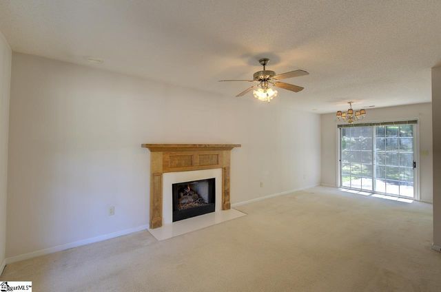 117 W Fall River Way, Simpsonville, SC 29680