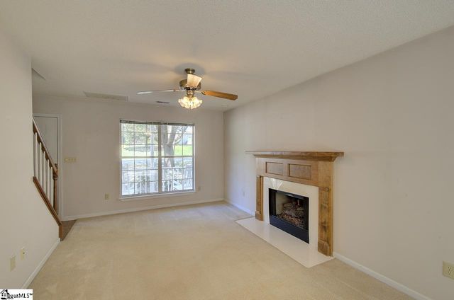 117 W Fall River Way, Simpsonville, SC 29680