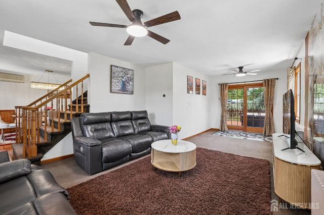 304 Green Street, Woodbridge Proper, NJ 07095