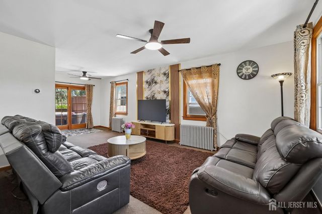 304 Green Street, Woodbridge Proper, NJ 07095
